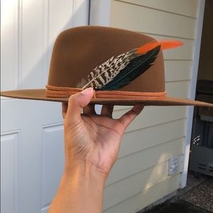 Goorin Bros Wide Brim Fedora w/ Feather